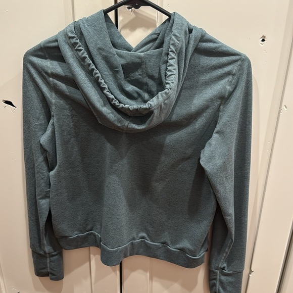 Vuori Halo Essential Hoodie size small - Picture 5 of 5